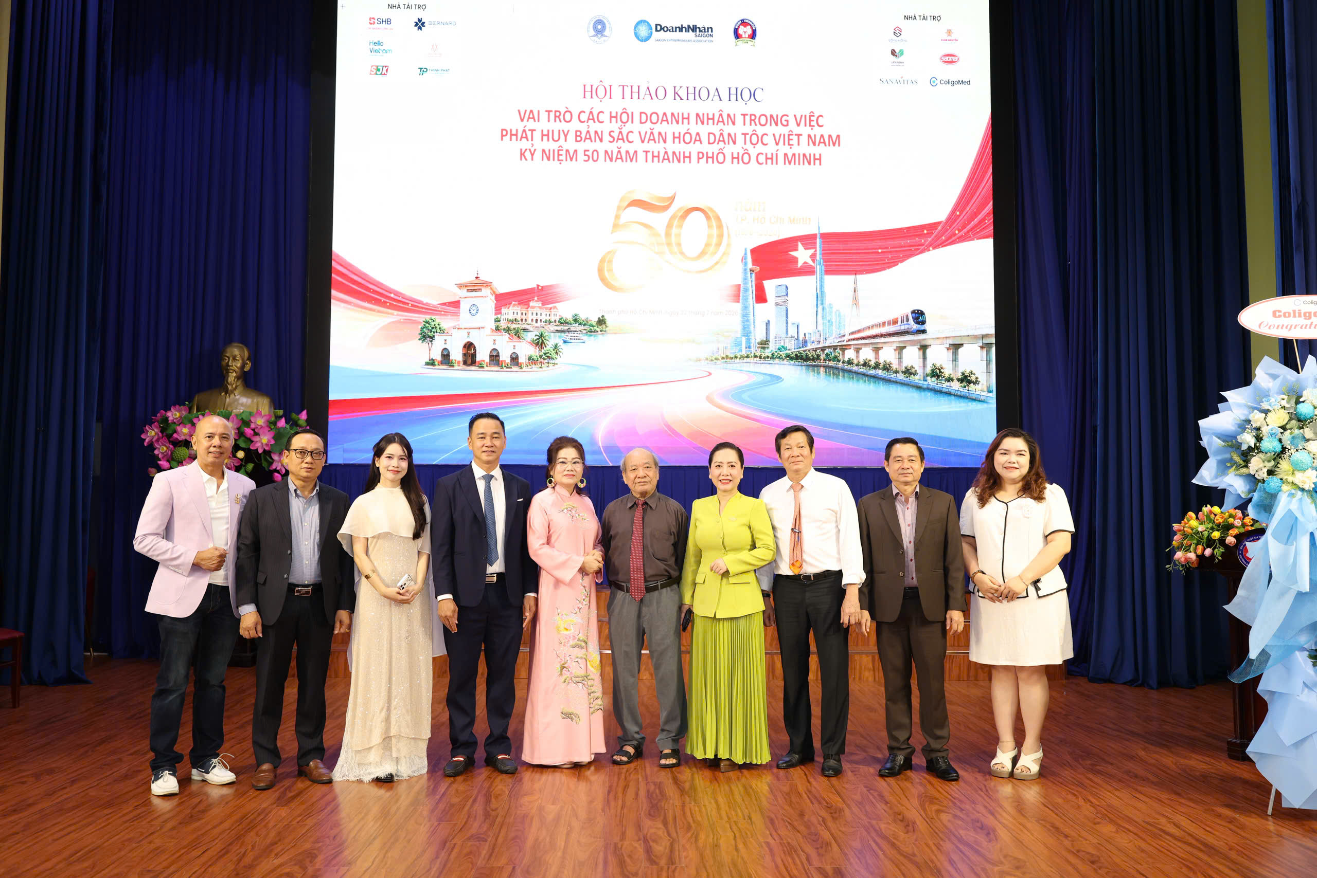 Thạc sĩ Võ Thị Mỹ Duyên tại Hội thảo khoa học “Vai trò của Hội Doanh nhân trong việc phát huy bản sắc văn hóa dân tộc Việt Nam của cộng đồng doanh nhân – Kỷ niệm 50 năm Thành phố Hồ Chí Minh”